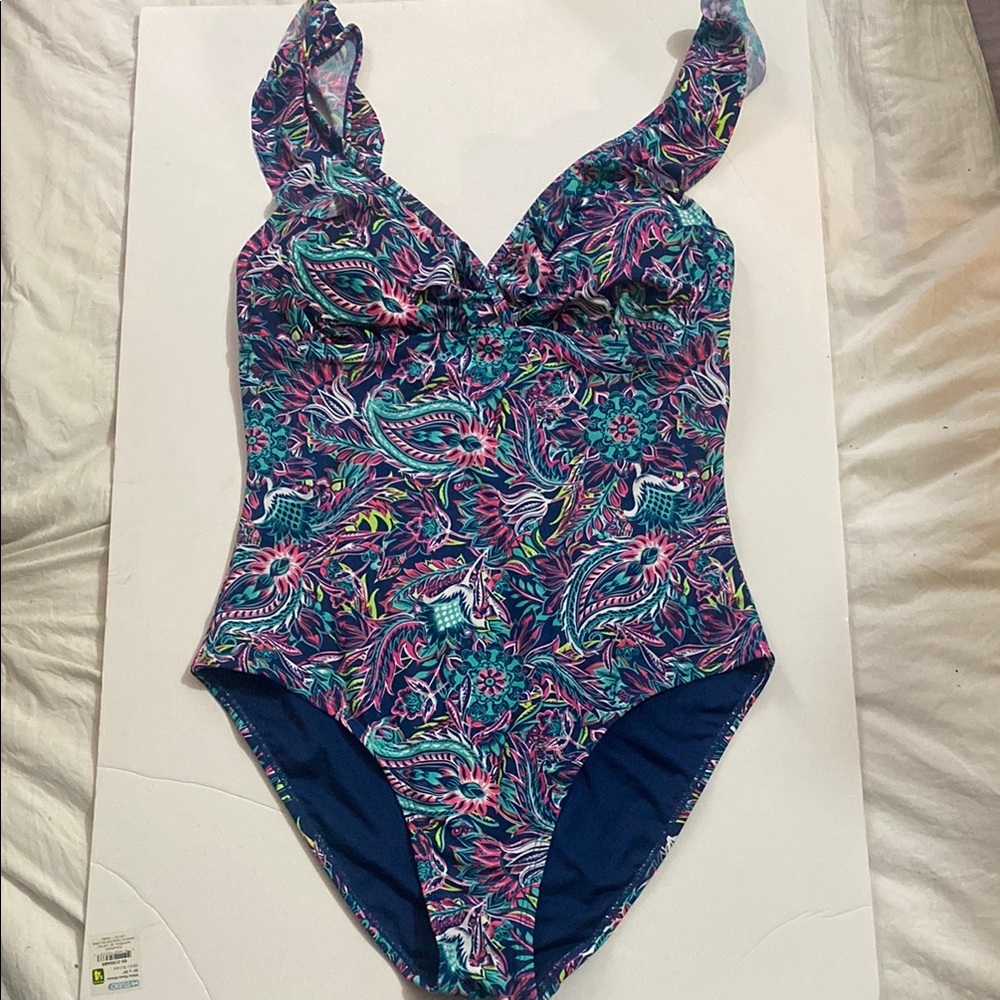 Caribbean Joe NWT Floral and Paisley Swimsuit